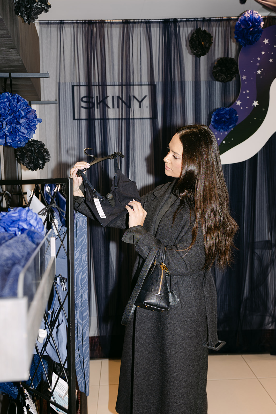 Plava je nova crna SKINY donje rublje za sezonu jesenzima 2025.