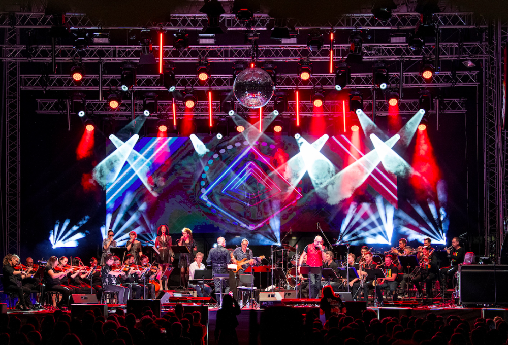 Povratak disco groznice u pratnji simfonijskog orkestra „Disco Opera 2025“ u Lisinskom