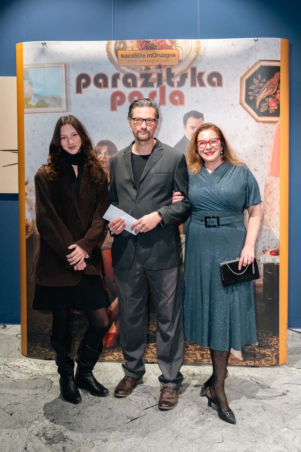 Premijera o kojoj svi pričaju: "Parazitska posla" donijela smijeh, suze i prepune redove kazališta Gavella
