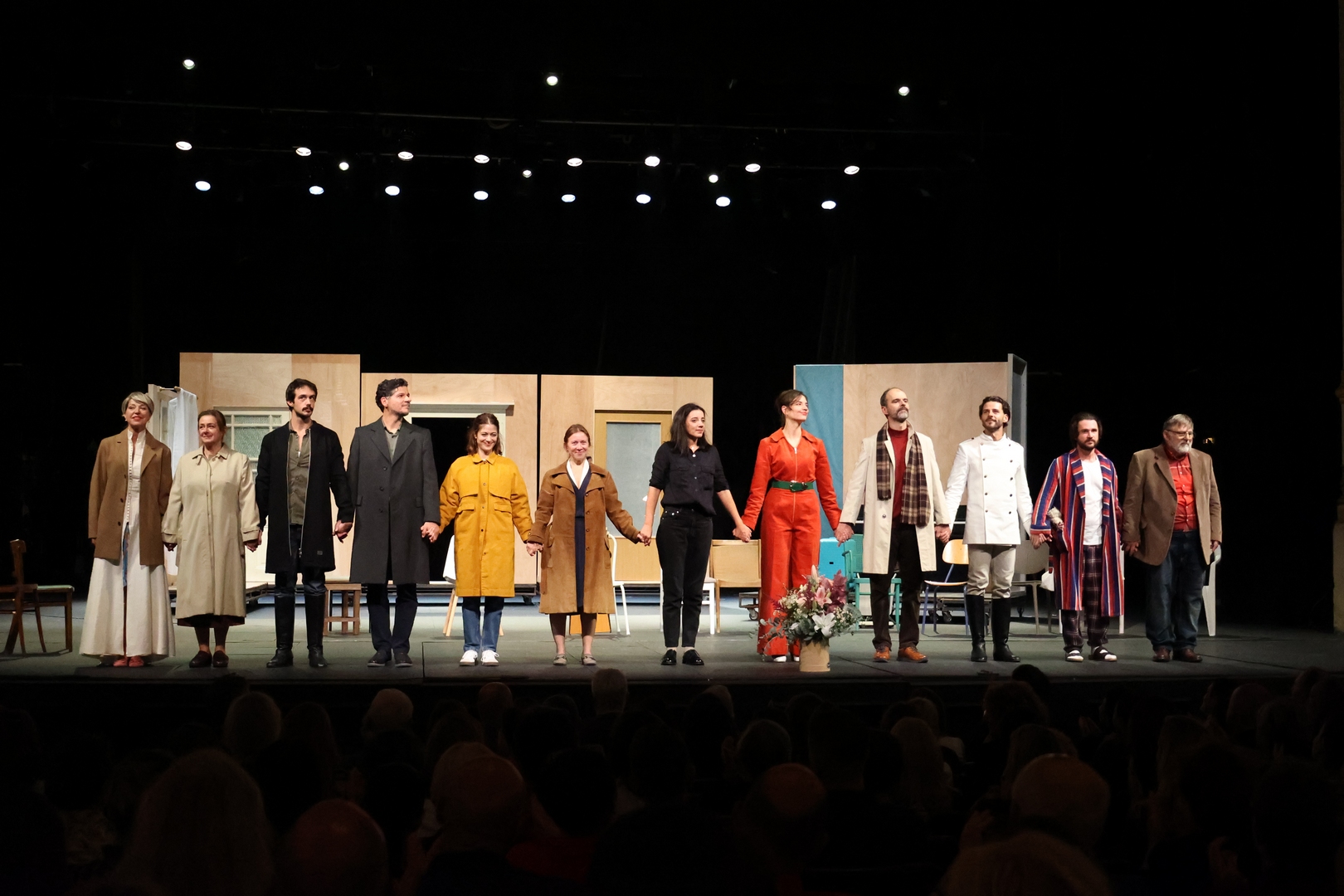 Premijera predstave „Tri sestre, ja“ duboko dirnula brojnu publike