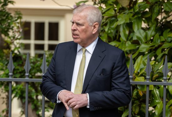 Princ Andrew se odrekao svih titula Hello Magzain Croatia Hrvatska