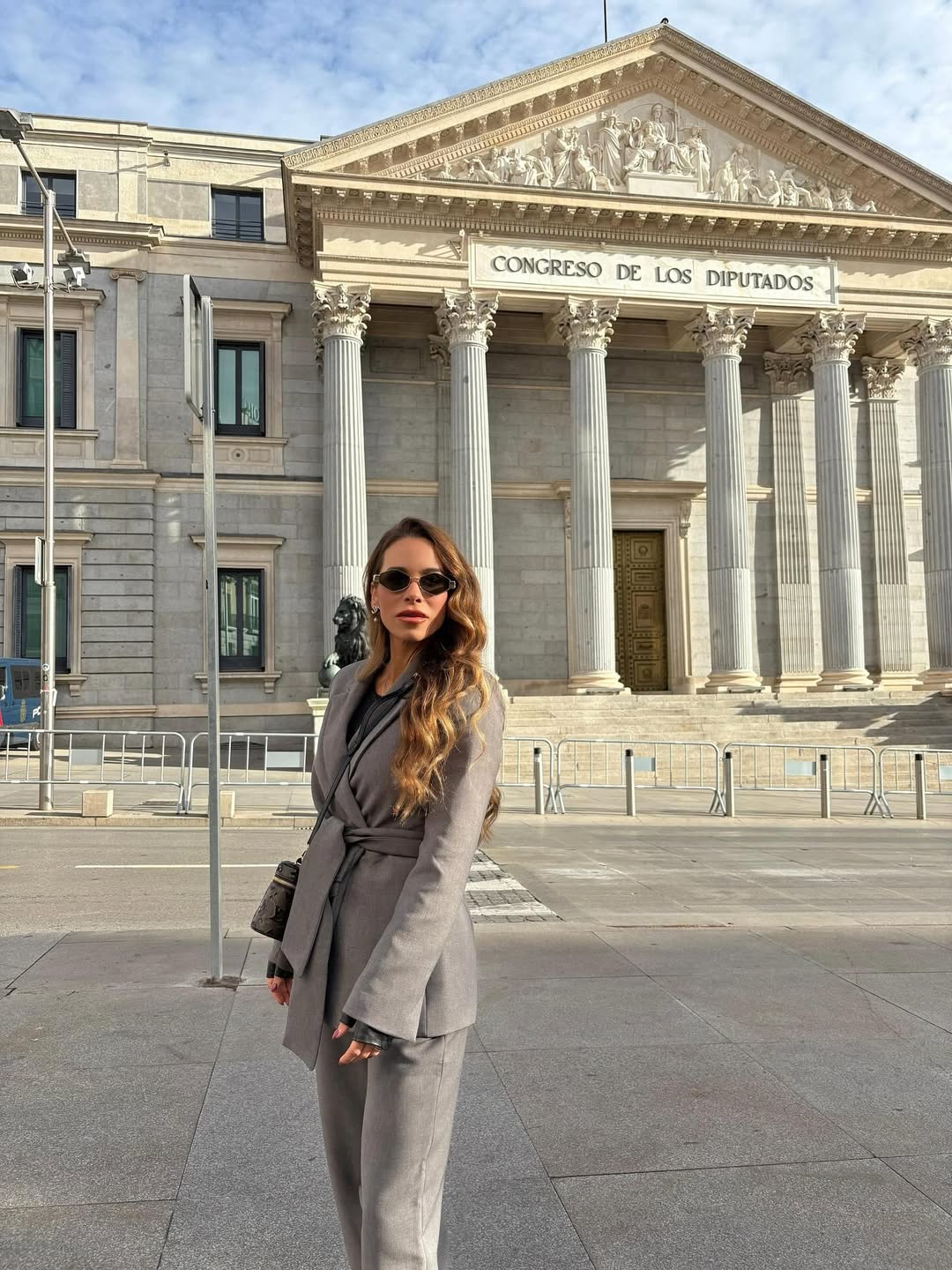 Raquel Mauri oduševila nas je minimalističkom kombinacijom iz Zare Hello Magazin Croatia Hrvatska