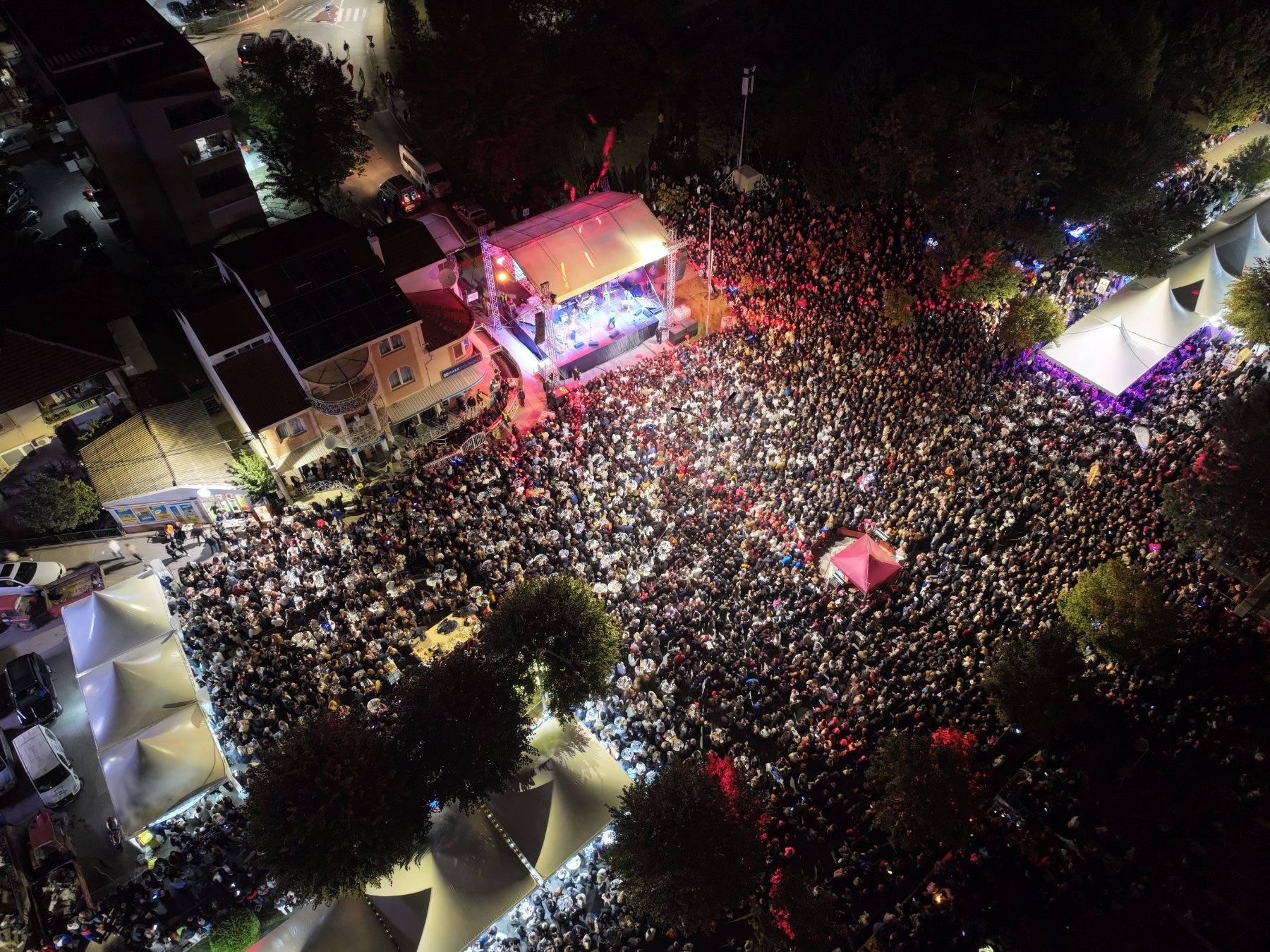 SEVERINA, USUSRET VELIKIM KONCERTIMA U SPLITU I ZAGREBU, ODRŽALA KONCERT U MAKEDONIJI PRED 20 000 LJUDI