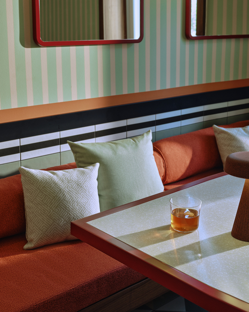 SPLITSKI RESTORAN MOKOSH UVRŠTEN JE MEĐU NAJBOLJE SVJETSKE PROJEKTE DIZAJNA INTERIJERA - DOBIO NAGRADU SBID I NOMINACIJU ZA DEZEEN AWARDS 