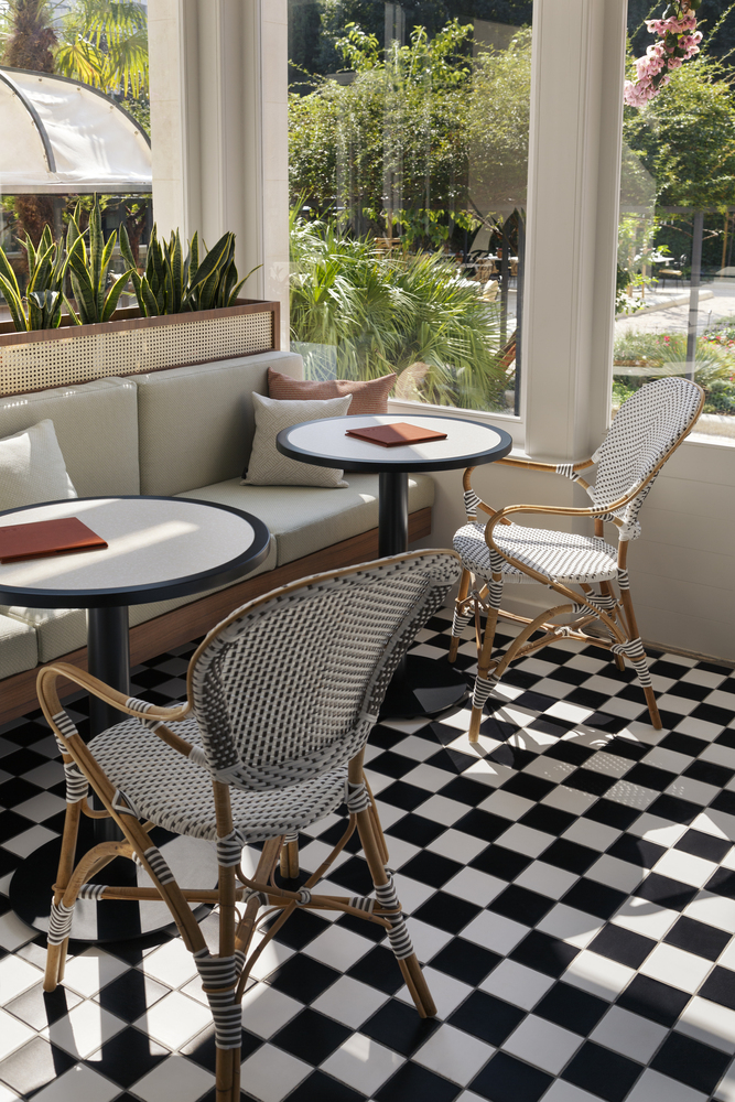 SPLITSKI RESTORAN MOKOSH UVRŠTEN JE MEĐU NAJBOLJE SVJETSKE PROJEKTE DIZAJNA INTERIJERA - DOBIO NAGRADU SBID I NOMINACIJU ZA DEZEEN AWARDS 