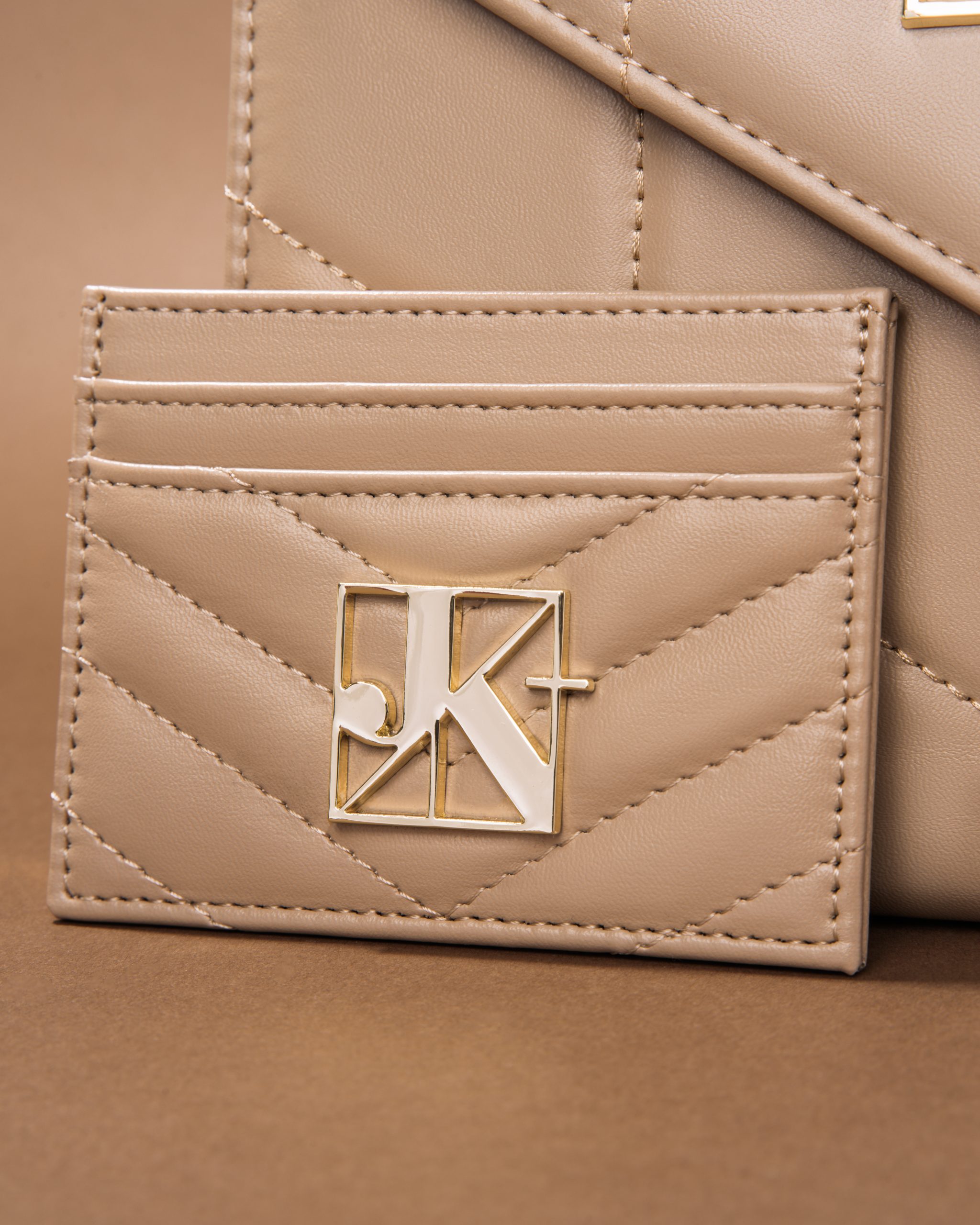 Stil koji se pamti uz Jana Nails – tvoj organizacijski upgrade! #glowinto2026 