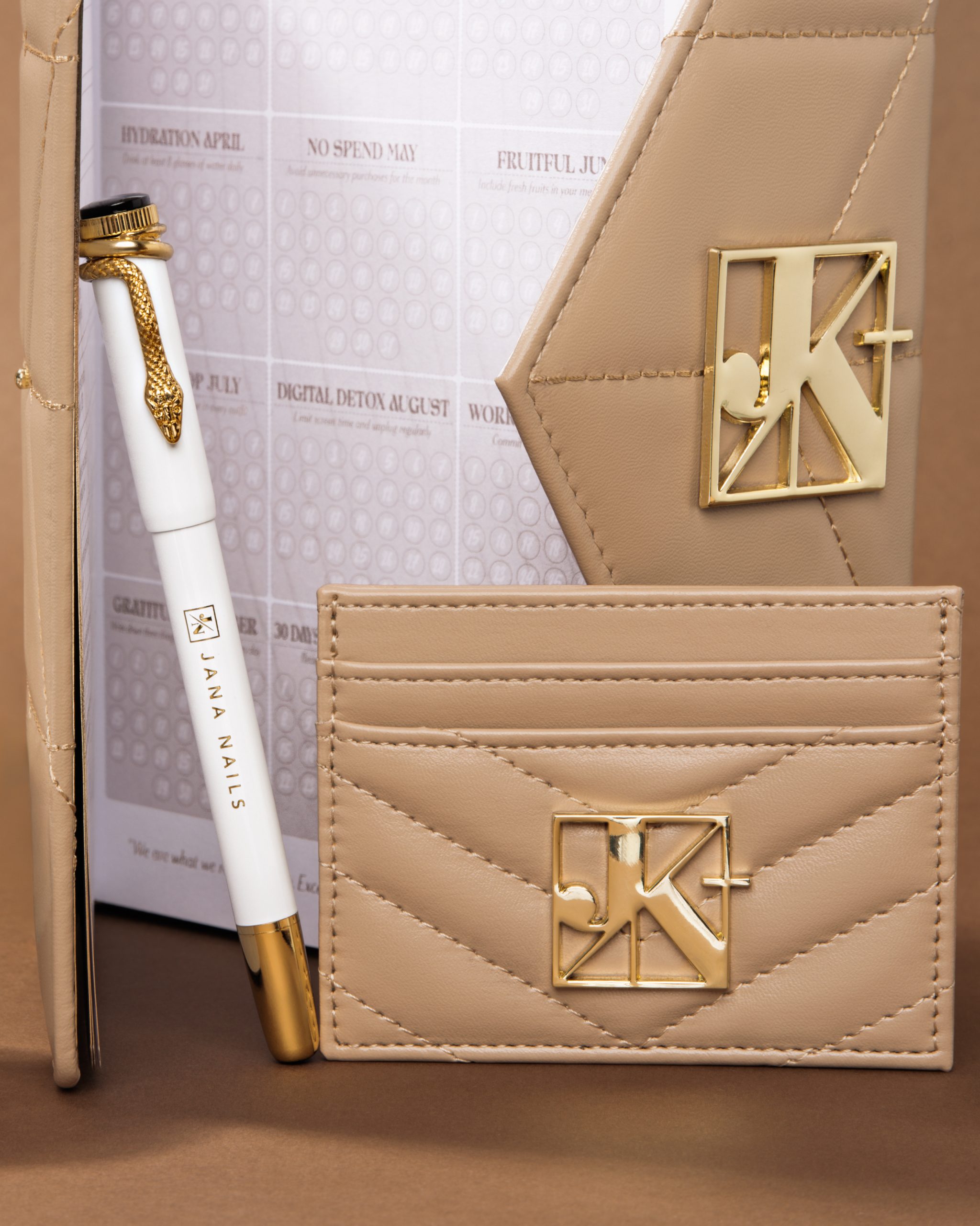 Stil koji se pamti uz Jana Nails – tvoj organizacijski upgrade! #glowinto2026 