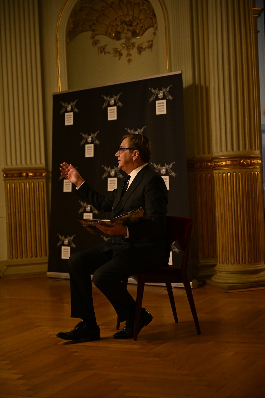 TIHOMIR STANIĆ PREMOSTIO VRIJEME I EMOCIJE ANJA ŠOVAGOVIĆ DESPOT, DRAGAN DESPOT I DRUGI NA ANDRIĆEVOJ “NA DRINI ĆUPRIJA” U ZAGREBU