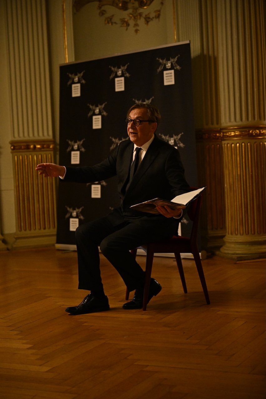 TIHOMIR STANIĆ PREMOSTIO VRIJEME I EMOCIJE ANJA ŠOVAGOVIĆ DESPOT, DRAGAN DESPOT I DRUGI NA ANDRIĆEVOJ “NA DRINI ĆUPRIJA” U ZAGREBU