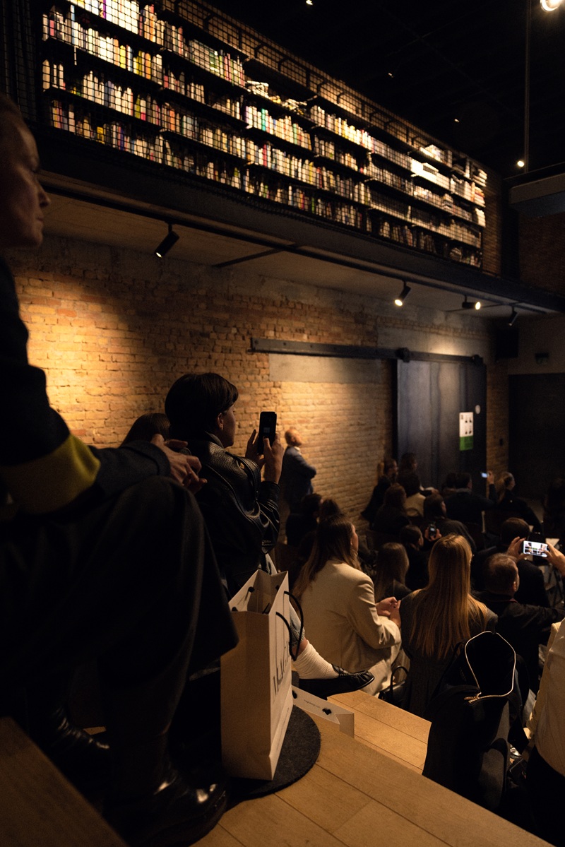 Themelia u Uraniji predstavila posebno izdanje stolice koja je promijenila svijet dizajna