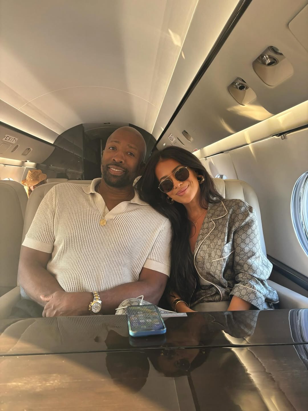 Tia Jurčić (41) zaručila se s bivšom NBA zvijezdom Kennyjem Smithom (60) Hello Magazin Croatia Hrvatska