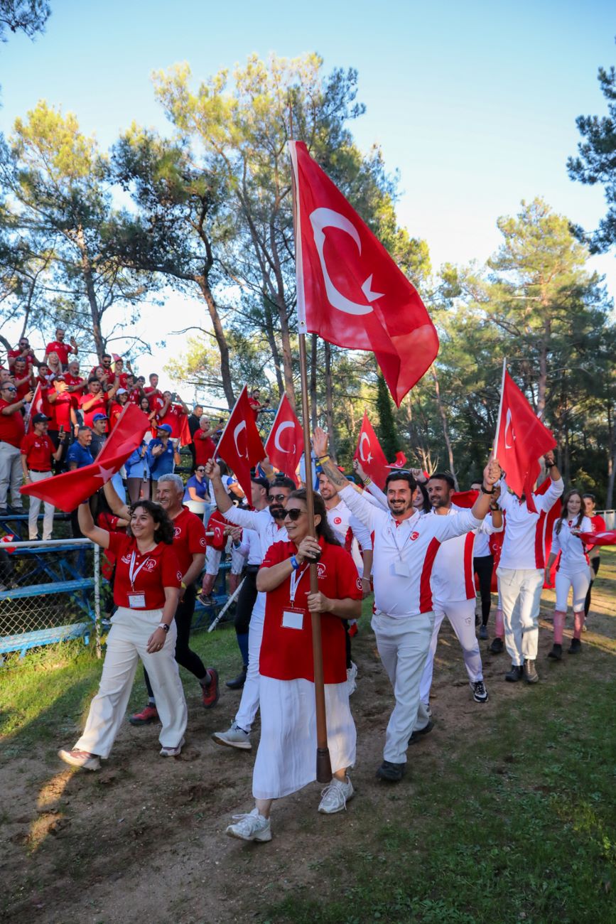 U Barbanu svečano otvoreno Balkansko prvenstvo u daljinskom jahanju 