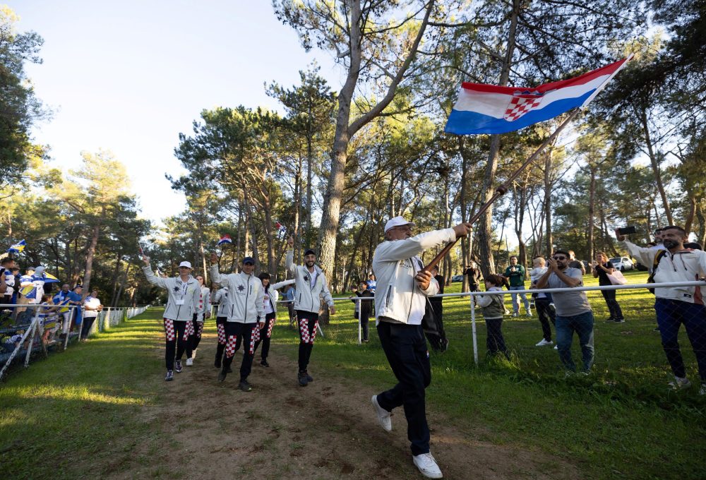 U Barbanu svečano otvoreno Balkansko prvenstvo u daljinskom jahanju