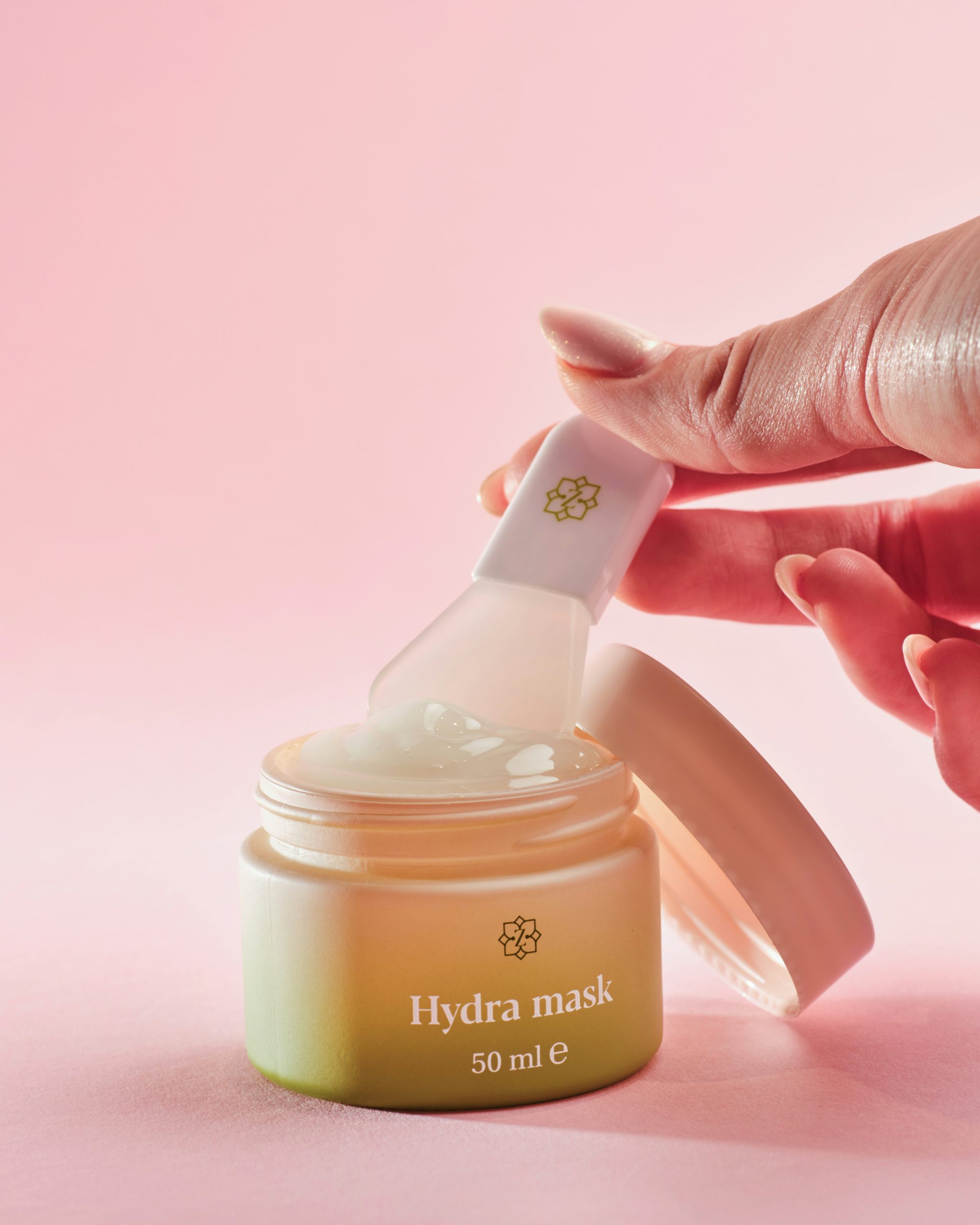 ZORINA MAST PREDSTAVILA TRI NOVITETA KOJIMA ZAOKRUŽUJE INOVATIVNU MENO SKINCARE LINIJU