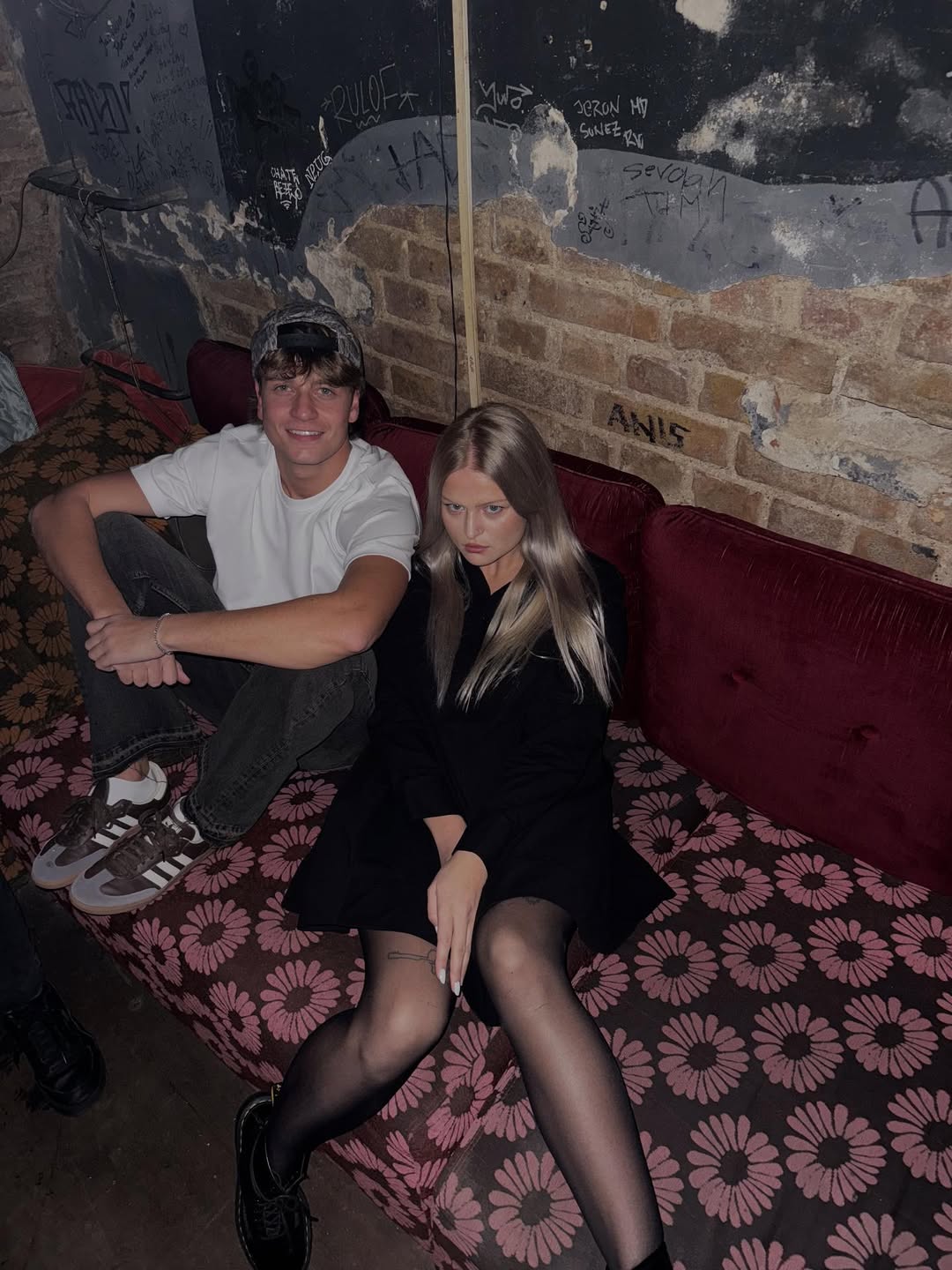 Znate li da je miljenica Dore prateći vokal najtraženijeg mladog pjevača u regiji Hello Magazin Croatia Hrvatska