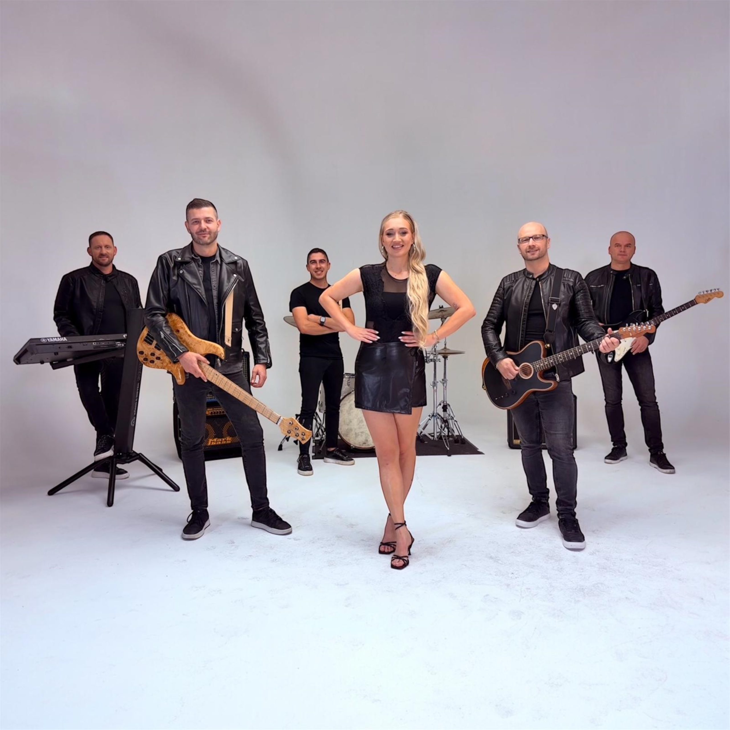 PREMIJERA - ZORO NEMOJ SVANUTI - PROFEEL