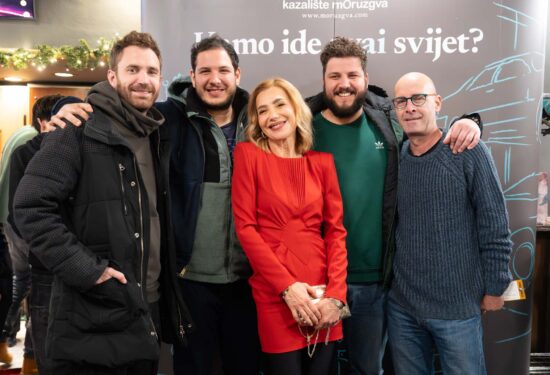 Ecija Ojdanić, Luka Knez Nova Moruzgvina komedija Hello Magazin Croatia Hrvatska