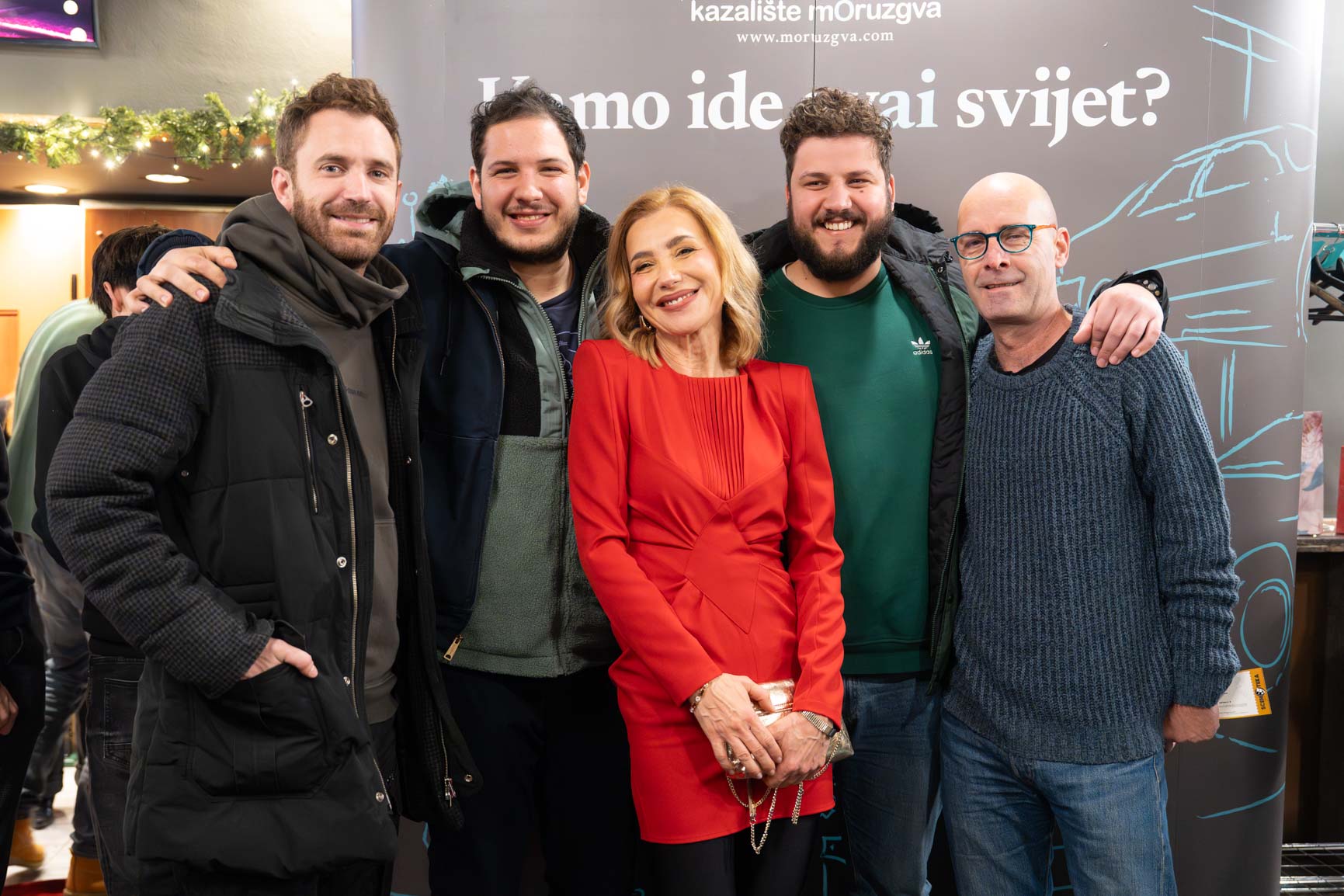 Ecija Ojdanić, Luka Knez Nova Moruzgvina komedija Hello Magazin Croatia Hrvatska