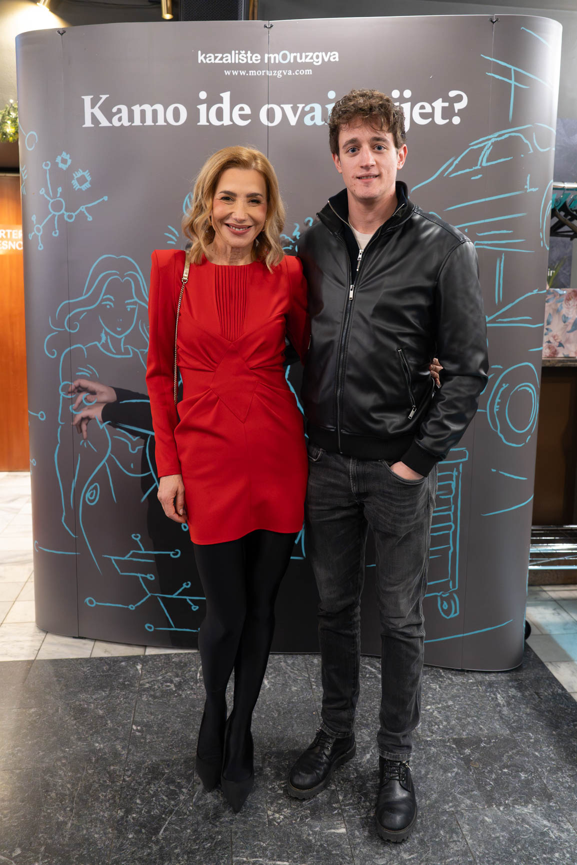 Ecija Ojdanić, Luka Knez Nova Moruzgvina komedija  Hello Magazin Croatia Hrvatska