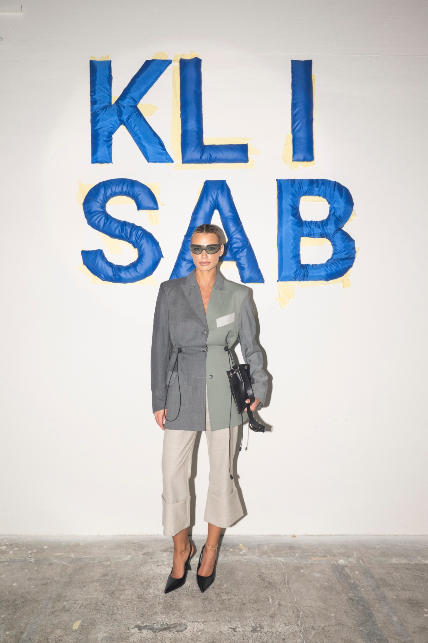 KLISAB REVIJA POZNATE OSOBE