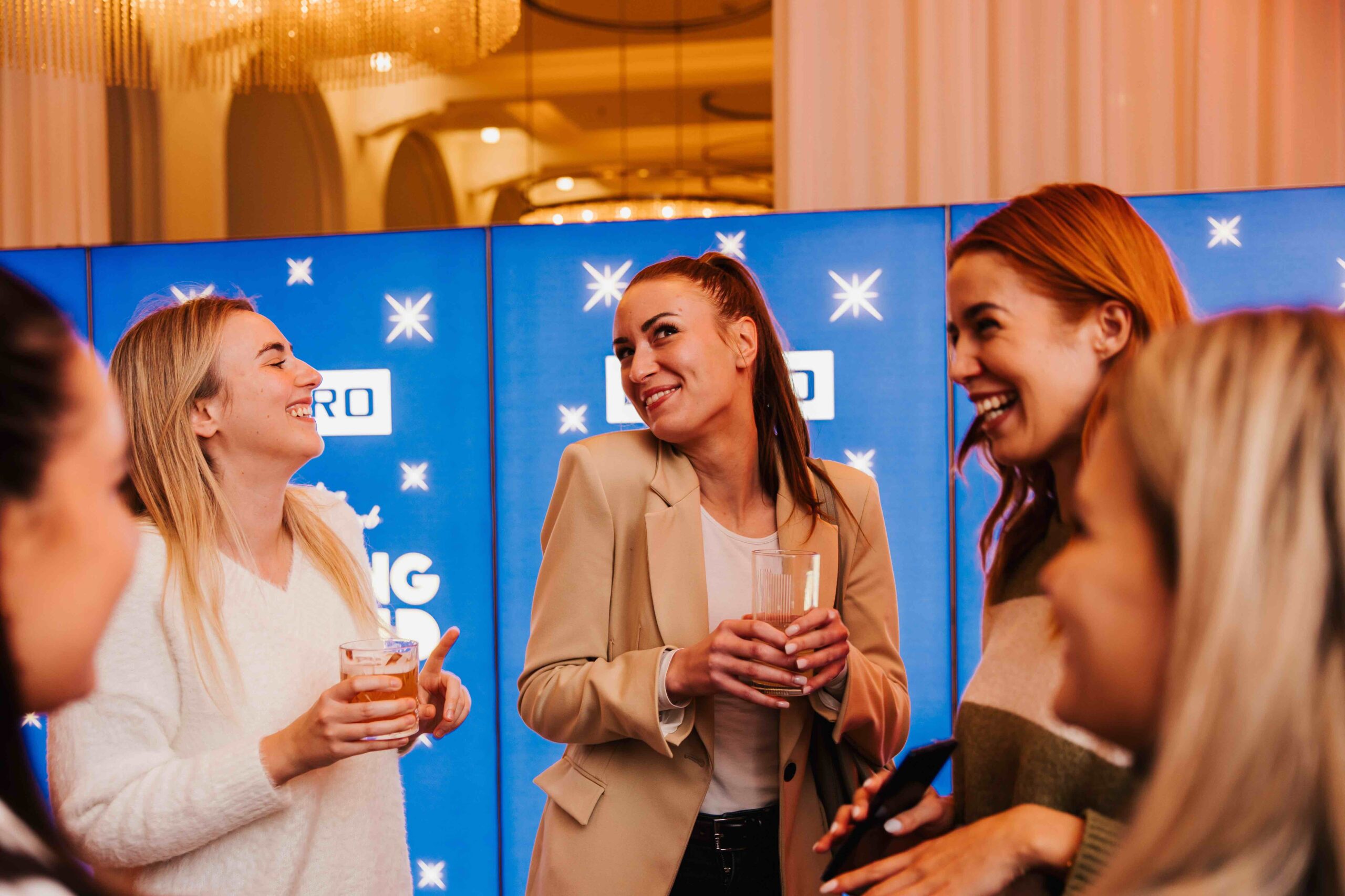 Fooling Around bit c╠üe najpoz╠îeljnija after work destinacija zagrebac╠îkog Adventa advent u zagrebu hello magazine hrvatska croatia hotel esplanade