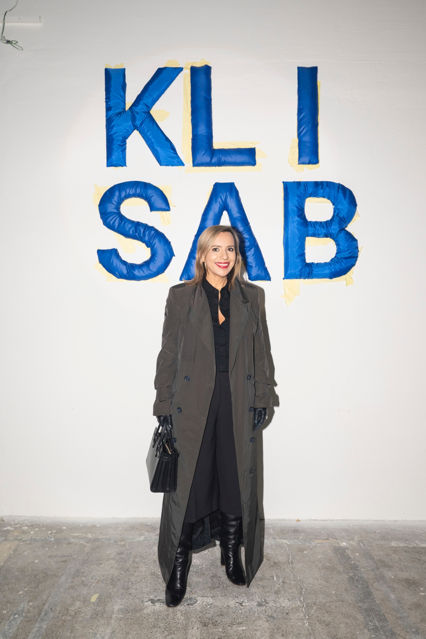 KLISAB REVIJA POZNATE OSOBE