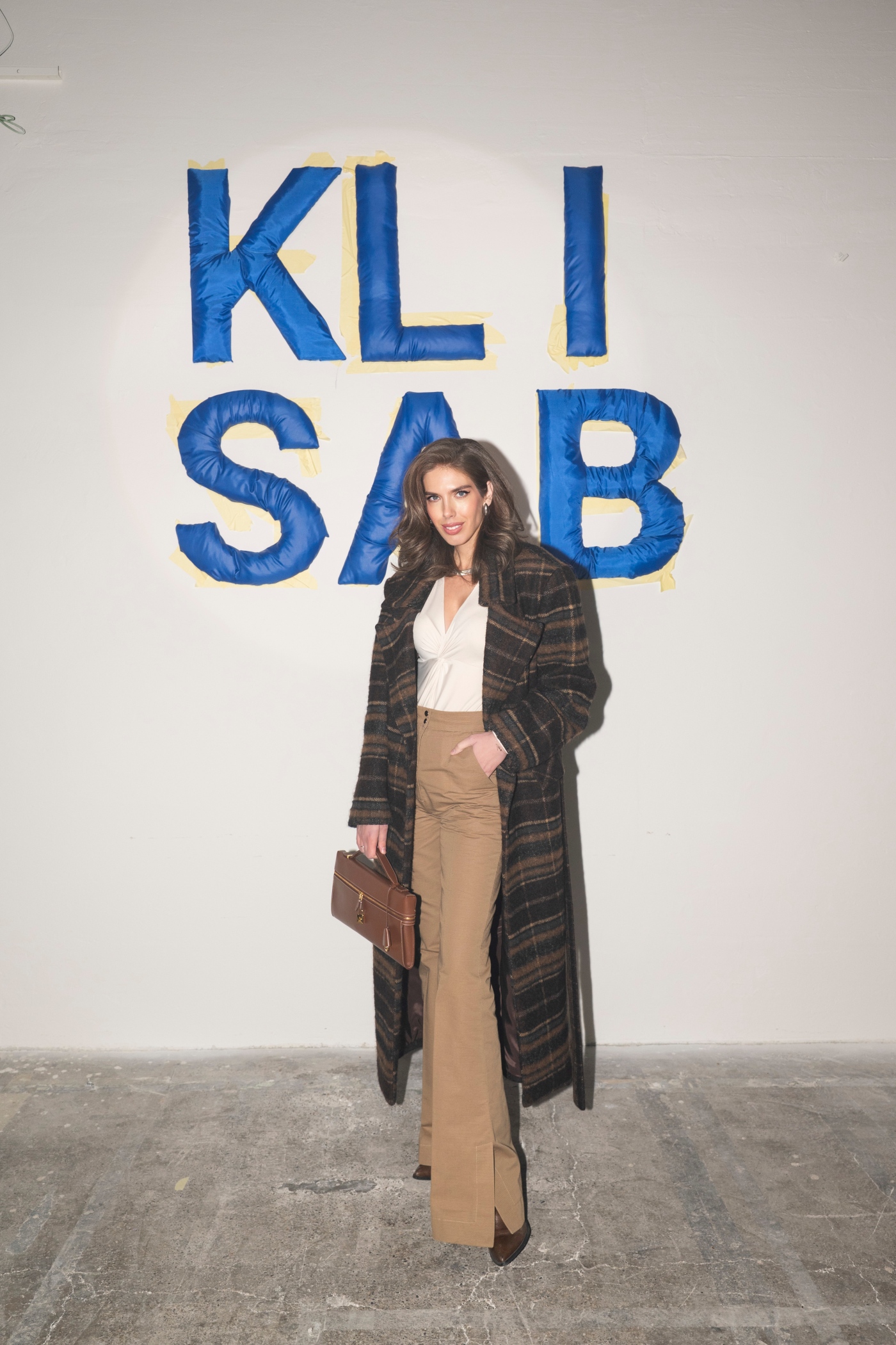 KLISAB REVIJA POZNATE OSOBE