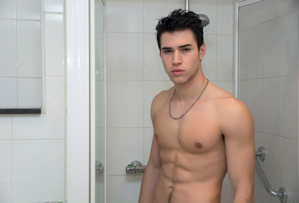 Kako pravilno očistiti lice nakon teretane: Najveće pogreške koje rade gotovo svi muškarc