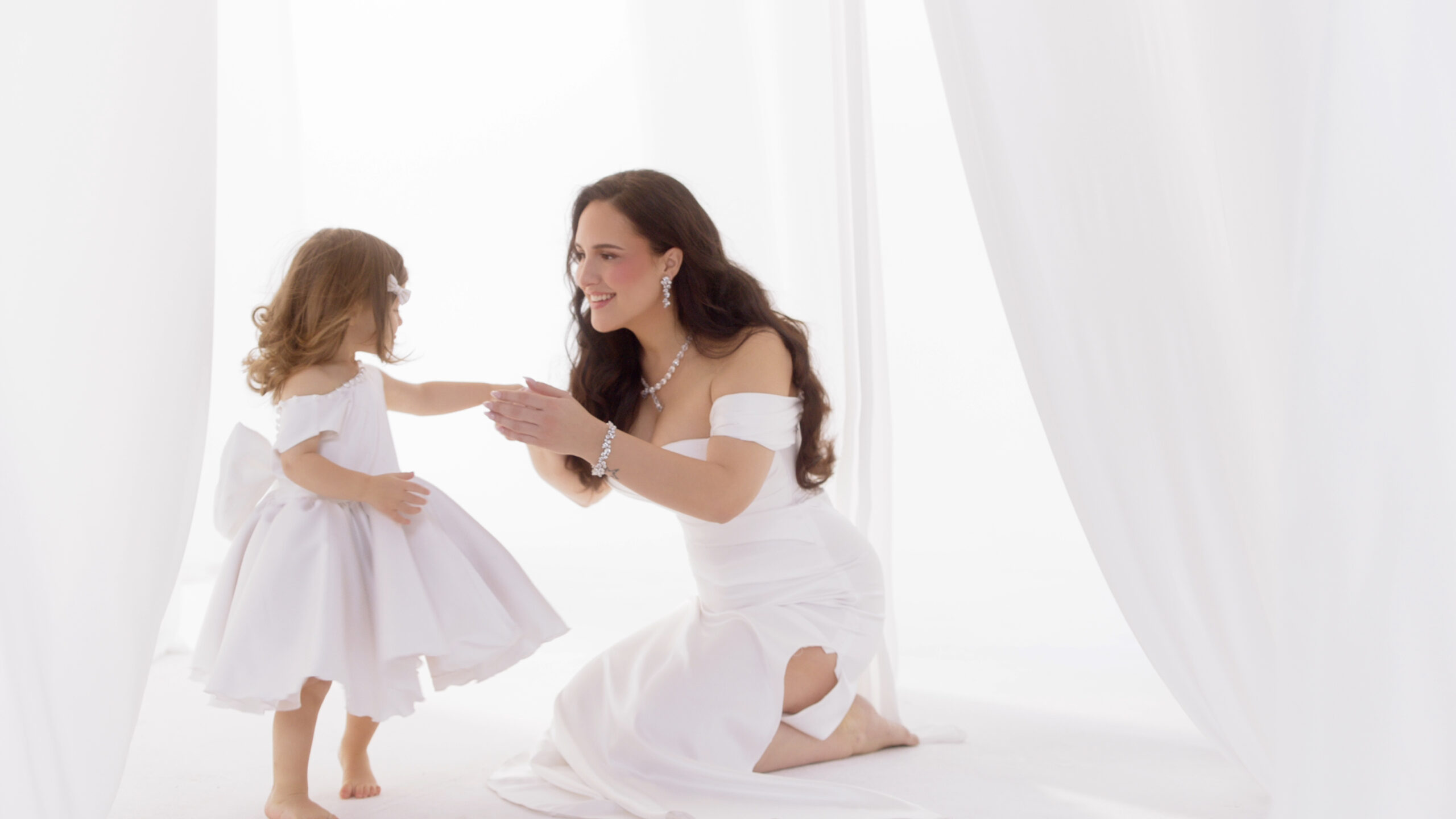 Lana Jurčević na predivan način otkrila obitelji da je ponovno trudna 'Svima smo lagali…' Hello Magazin Croatia Hrvatska