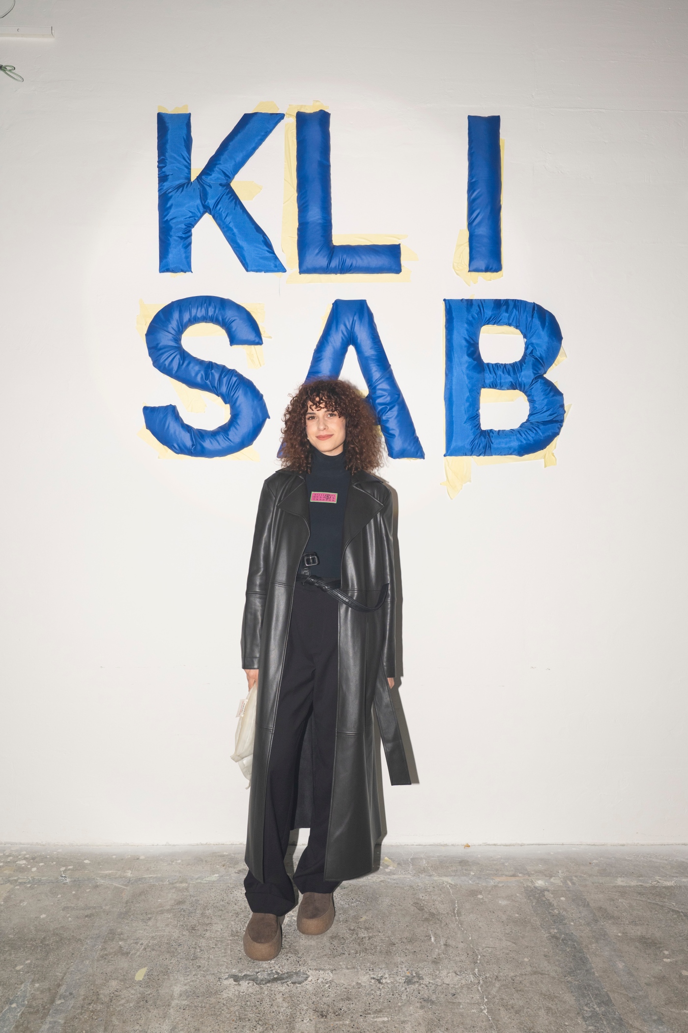 KLISAB REVIJA POZNATE OSOBE