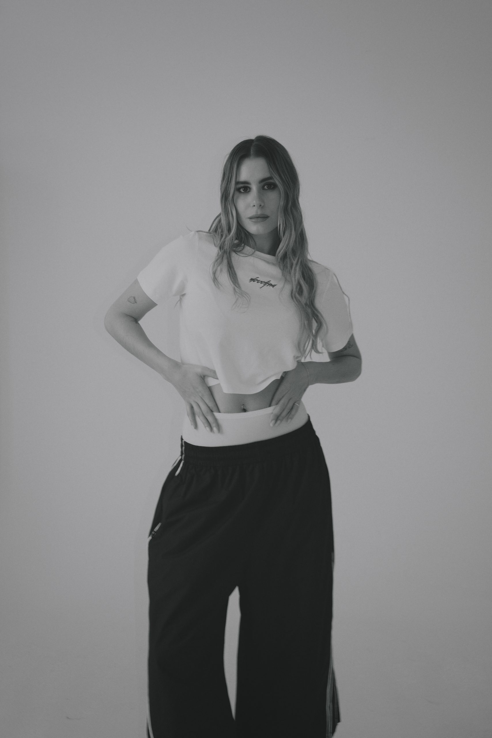 Nika Turković lansirala prvu kolekciju majica hELLO Magazin Croatia Hrvatska