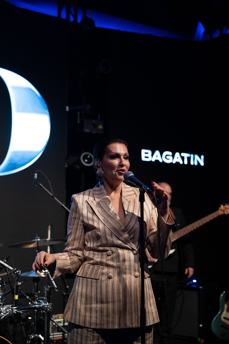 Nina Badrić oduševila na glamuroznoj proslavi u Petom kupeu Hello Magazin Croatia Hrvatska