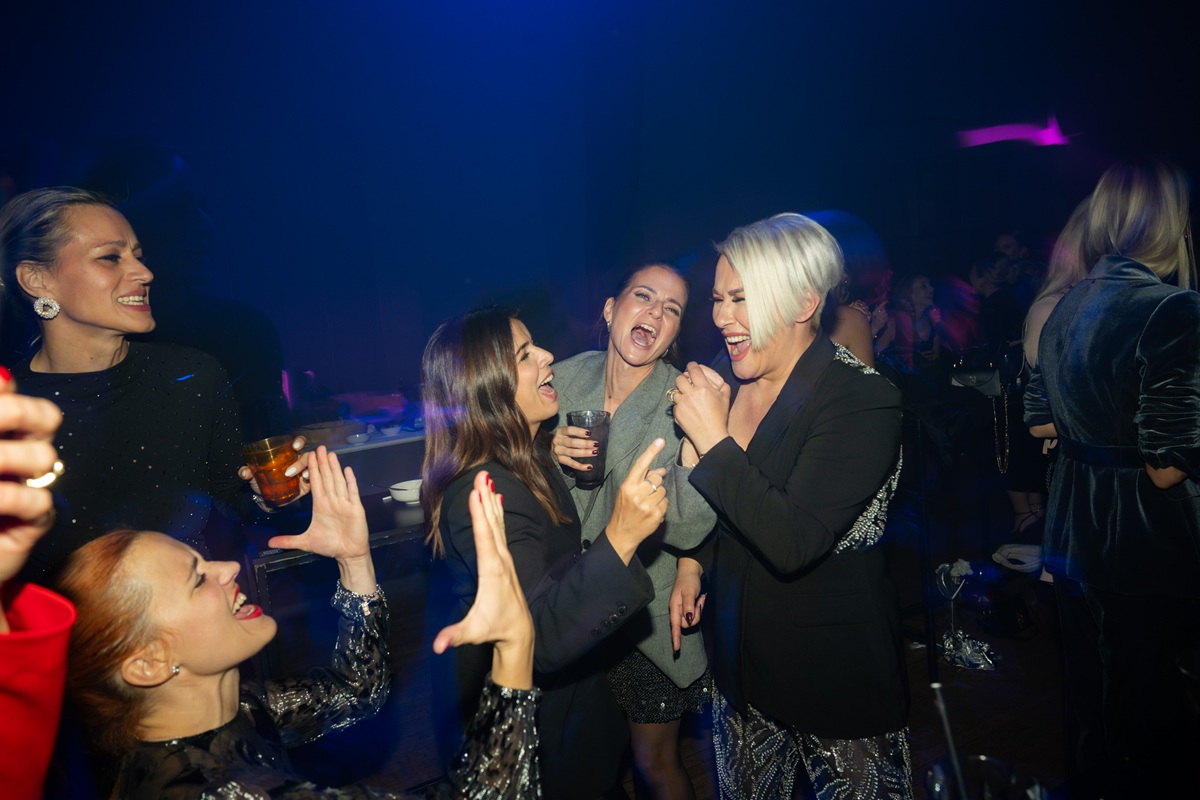 Nina Badrić oduševila na glamuroznoj proslavi u Petom kupeu Hello Magazin Croatia Hrvatska