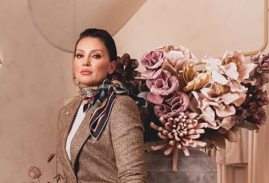 Nina Badrić pokazala kako nositi traperice sa stilom Hello Magazin Croatia Hrvatska