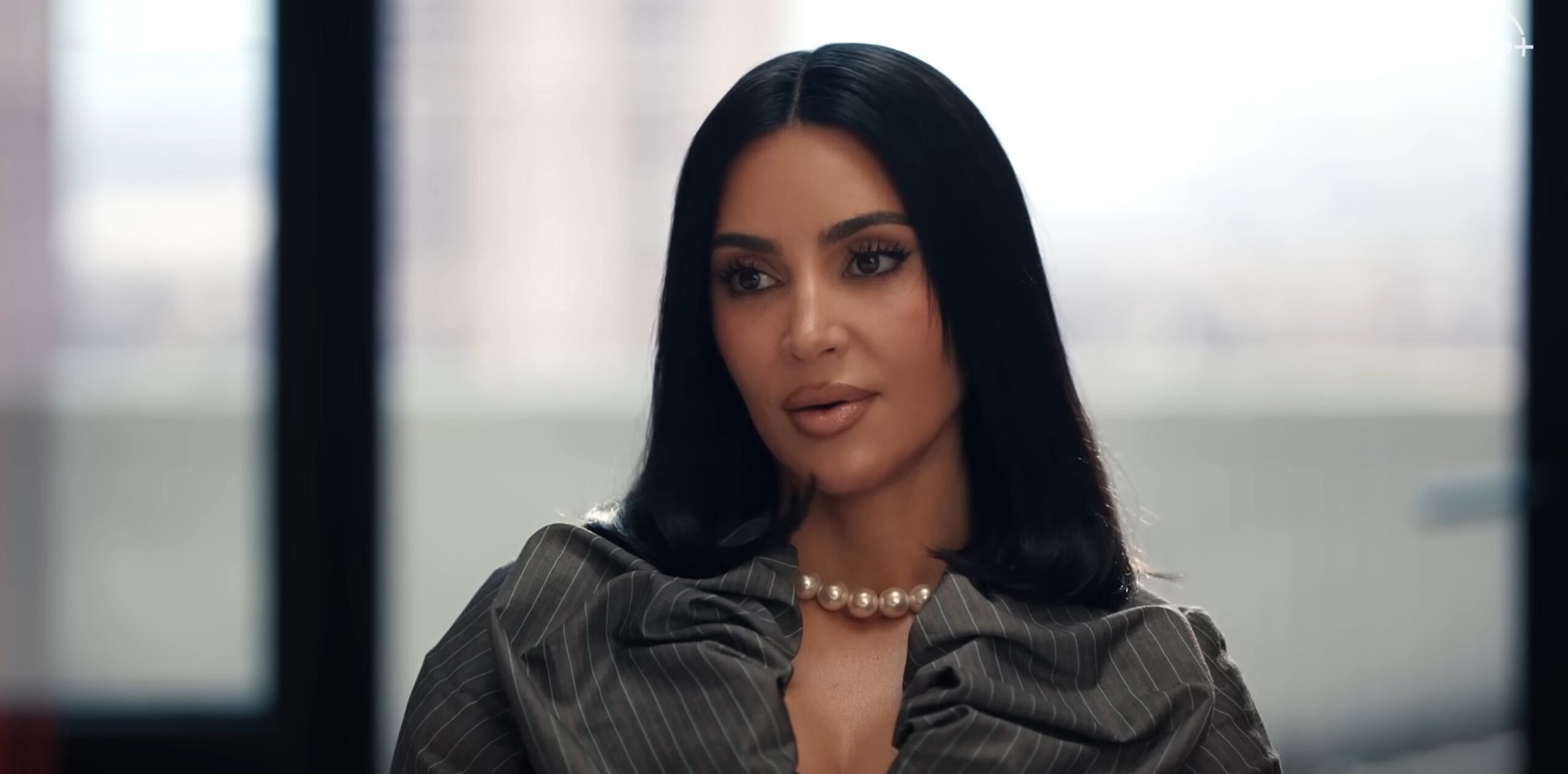 'Niska moždana aktivnost' zabrinula Kim Kardashian Hello Magazin Croatia Hrvatska