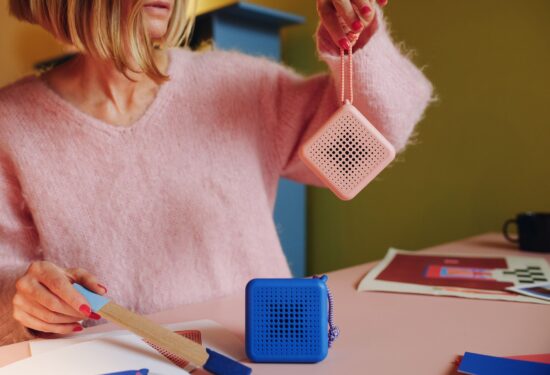 Nova IKEA kolekcija u suradnji sa svjetski poznatom dizajnericom pretvara svjetlo i zvuk u upečatljive komade za uređenje doma