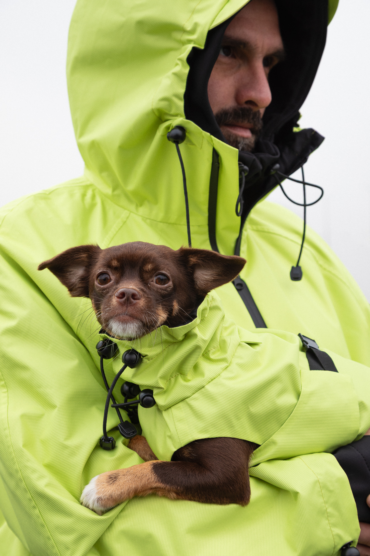 Ana Maria Ricov, Shibesu, Shibesu kolekcija, nova kolekcija Shibesu, matching jakne za pse i vlasnike, matching jakne, kišne jakne za pse, kišne jakne za vlasnike pasa, modna kolekcija za pse, hrvatski dizajn, hrvatski brend, domaći dizajn, modni brend za pse, Ana Maria Ricov dizajnerica, Shibesu nova kolekcija, Shibesu 2025, Shibesu jakne, Shibesu ruksaci, Shibesu park jakna, Shibesu Soft shell, Soft shell jakne, vodonepropusne jakne, vodoodbojne jakne, matching outfit za pse, matching outfit za vlasnike pasa, matching jakne za ljude i pse, jesenska kolekcija, zimska kolekcija, urbana moda, funkcionalna moda, održiva moda, modni dizajn, hrvatska modna scena, hrvatska dizajnerica, modna kampanja, modni brend, modni stil, modni trendovi, psi u modi, modni dodaci za pse, ruksaci za pse, modni ruksaci, matching set za pse i vlasnike, Shibesu limeta, Shibesu crna, vibrantna limeta, crna klasika, kišni stil, jesenska šetnja, zimska šetnja, modni set za kišu, vodonepropusni ruksak, vodootporna jakna, Shibesu showroom Zagreb, Shibesu webshop, Shibesu online shop, Shibesu Instagram, Shibesu Facebook, hrvatski brend za pse, matching moda, matching fashion, dog fashion, dog style, human dog matching, Ana Maria Ricov dizajn, modni dizajn za pse, dizajnerske jakne za pse, luksuzne jakne za pse, stylish psi, lifestyle za pse, urbani lifestyle, ljubav prema psima, šetnja s psom, psi i moda, priroda i moda, hrvatski modni brend, hrvatski dizajn za pse, Shibesu inspiracija, Shibesu kampanja, Doris Fatur fotografija, modna fotografija, Gabriela Alfier, Ivan Oberan, Katerina Skelin, Shiba pas, Shiba Inu, Ankica i Dragec, Pablo pas, Argus pas, Atlas pas, Njoka pas, matching set Shibesu, Shibesu outfiti, Shibesu inspiracija za šetnju, modni detalji za jesen, modni detalji za zimu, održivi materijali, funkcionalni dizajn, elegantna kišna jakna, trendy jakna, modna inspiracija, ljubav između čovjeka i psa.