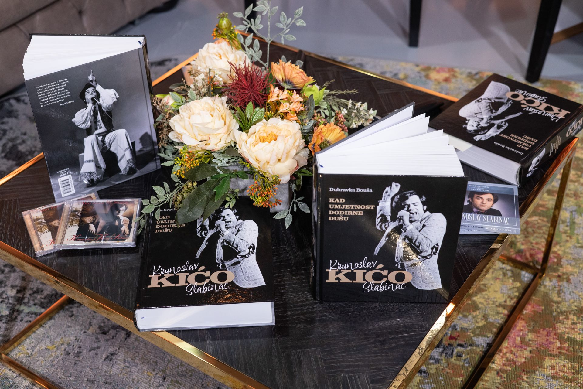 Predstavljena knjiga Dubravke Bouše - Krunoslav Kićo Slabinac – Kad umjetnost dodirne dušu 