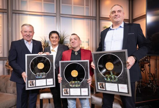 Predstavljena knjiga Dubravke Bouše - Krunoslav Kićo Slabinac – Kad umjetnost dodirne dušu