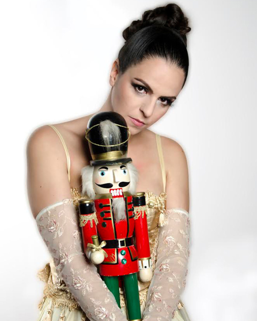 Prijedlog za božićne preporuke – interaktivna slikovnica Orašar – Klarina priča 