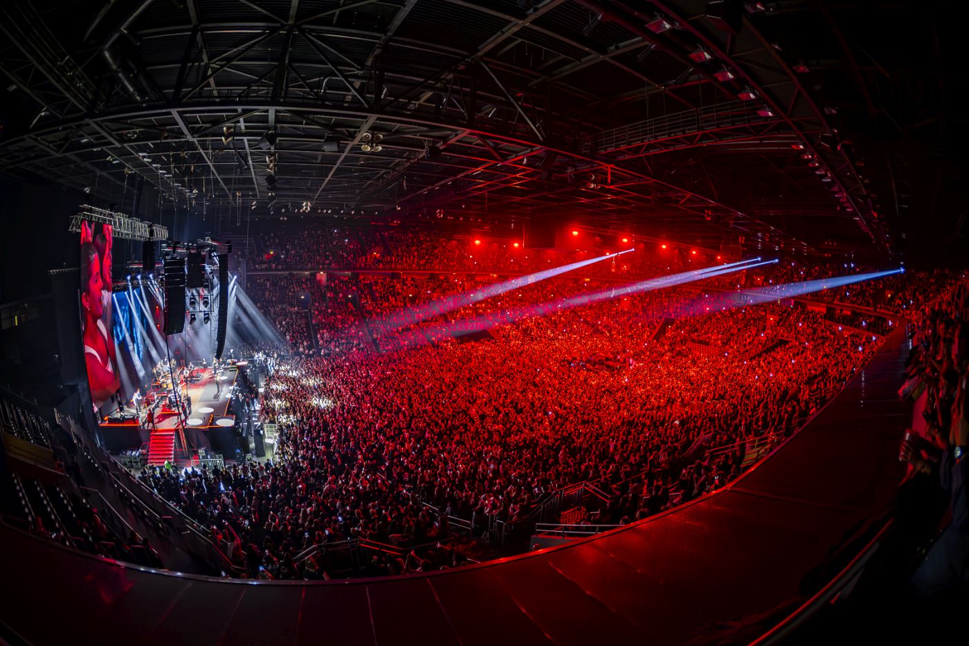 SEVERINA PRVIM OD DVA KONCERTA U ARENI ZAGREB SPOJILA EMOCIJU, ENERGIJU I PERFEKCIJU