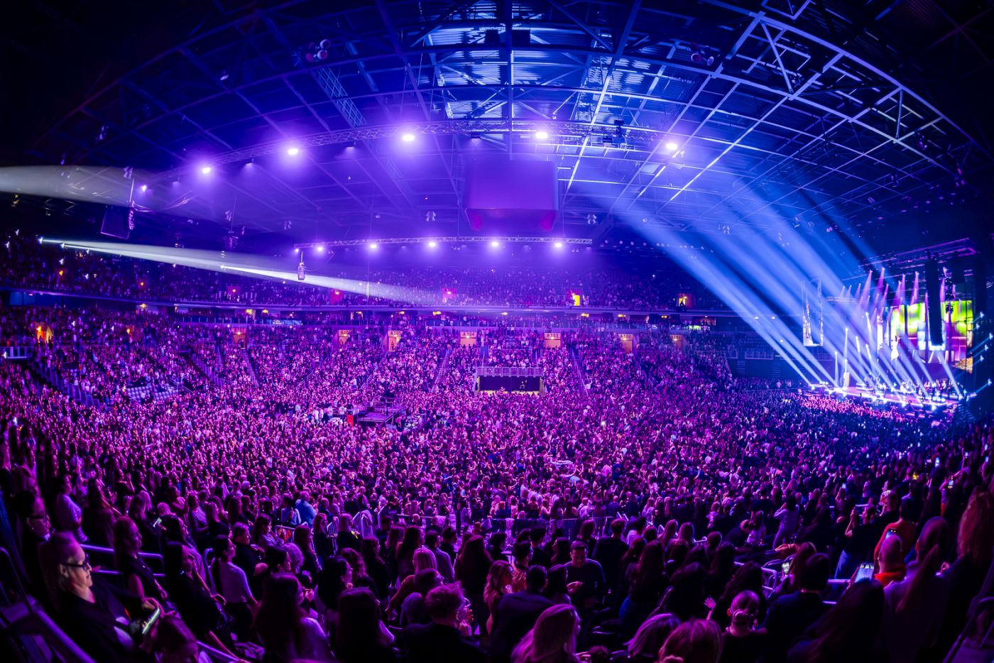 SEVERINA PRVIM OD DVA KONCERTA U ARENI ZAGREB SPOJILA EMOCIJU, ENERGIJU I PERFEKCIJU