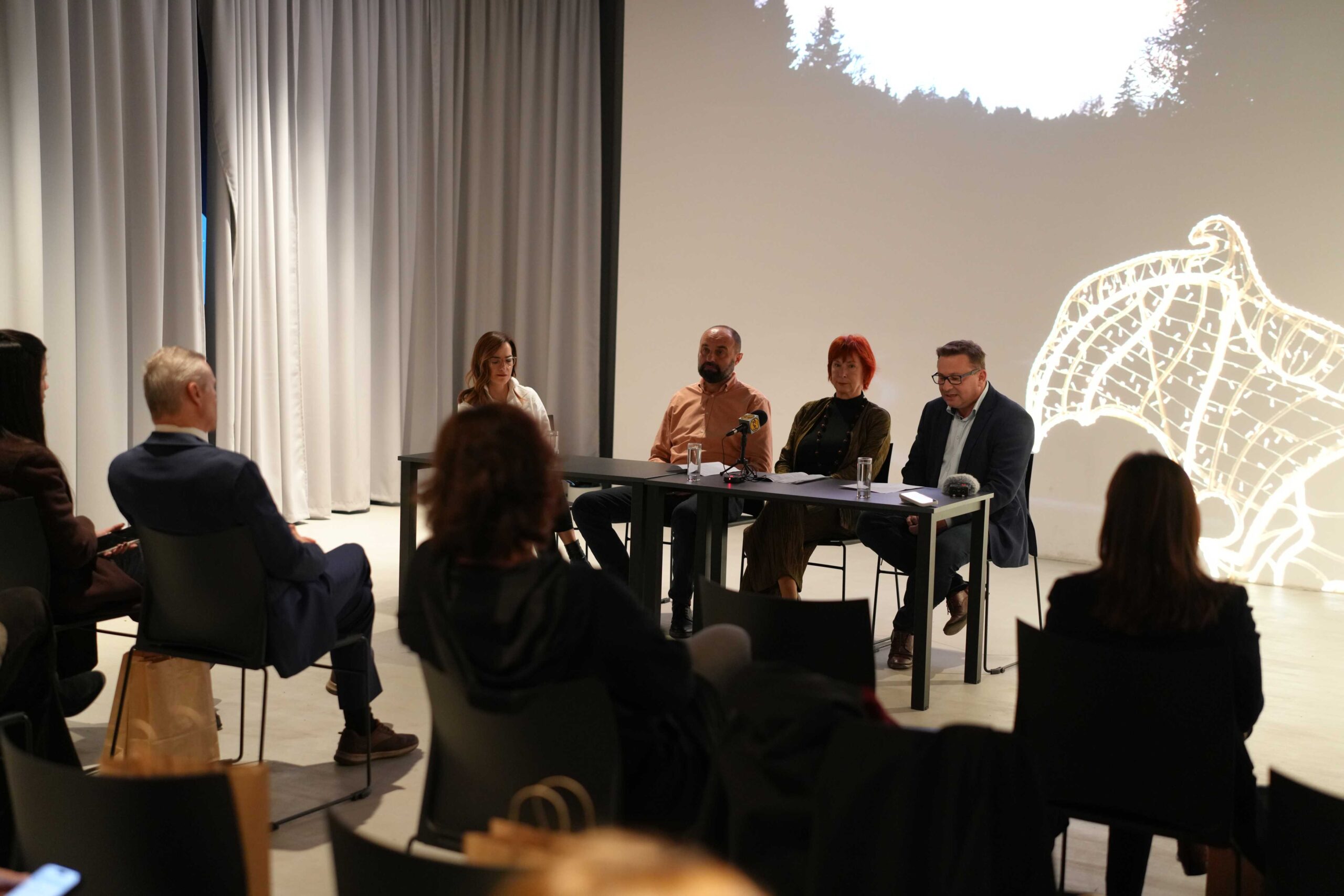 Trakošćan u novom svjetlu: održana konferencija za medije povodom izložbe “Dvorac svjetla” 