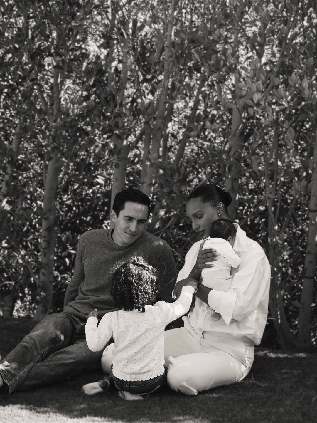 Trudna zablistala na pisti Victoria’s Secreta, pa 13 dana kasnije rodila Hello Magazin Croatia Hrvatska