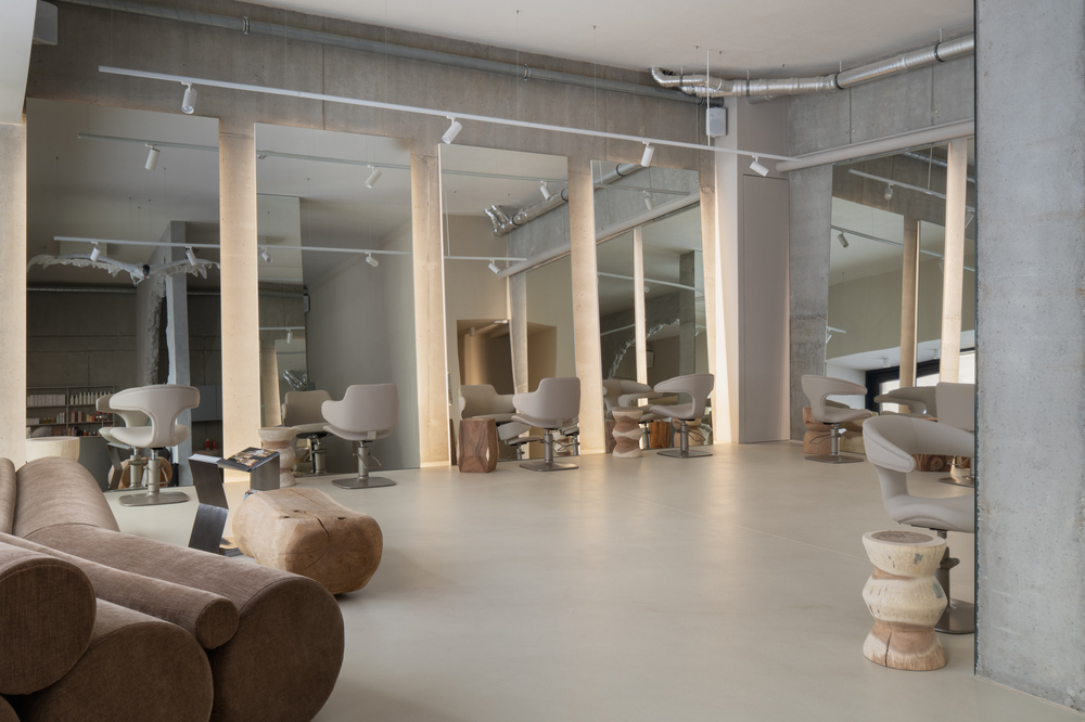 ZAGREB DOBIO PROSTOR DOSTOJAN SVJETSKIH FRIZERSKIH SALONA
