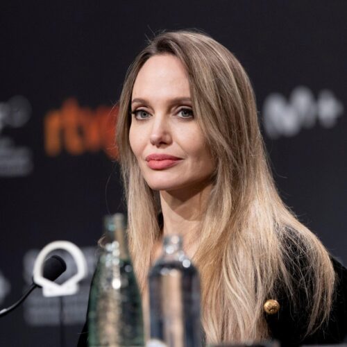 Angelina Jolie prvi put pokazala ožiljke od mastektomije Hello Magazin Croatia Hrvatska