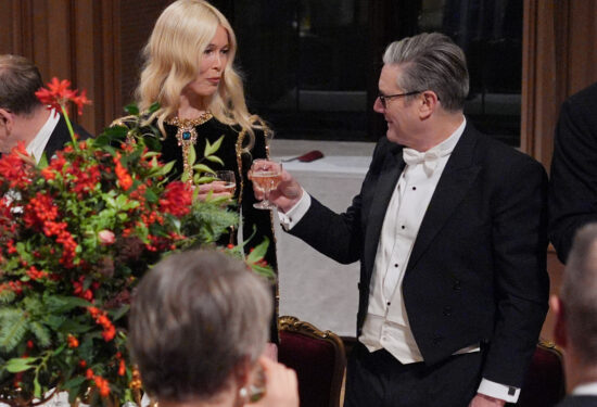 Claudia Schiffer Royal Hello Magazin Croatia hRVATSKA