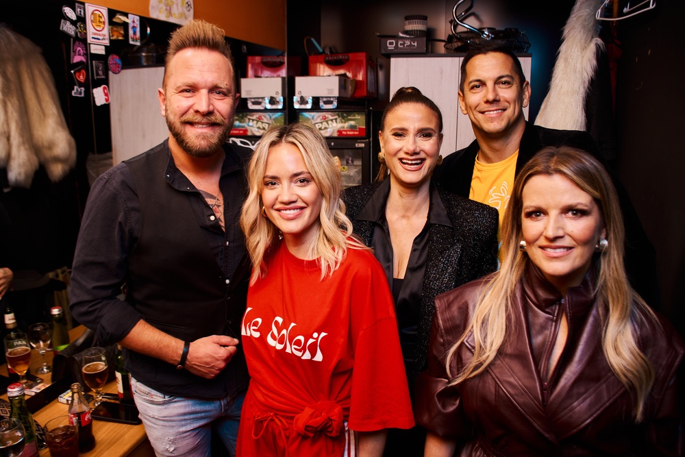 Hello Magazin Croatia Hrvatska 