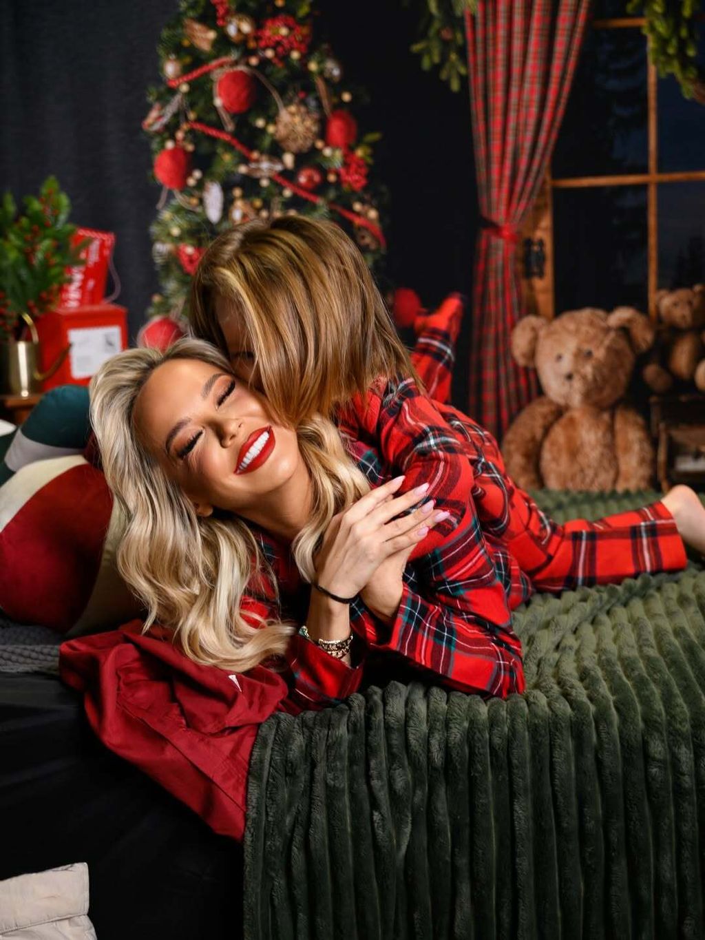 Maja Šuput Božić HELLO MAGAZIN CROATIA HRVATSKA