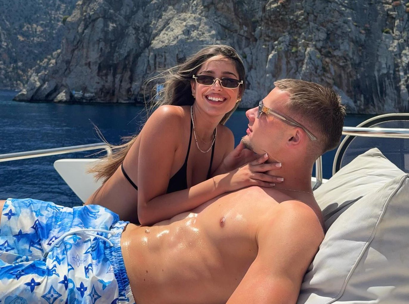 Mladi Dinamovac zaprosio dugogodišnju djevojku: Gabriel Vidović i Julia Knežević zaručeni